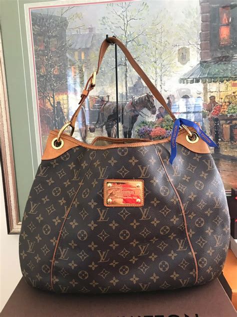 borsa louis vuitton vintage logo tagliato|check my louis vuitton logo.